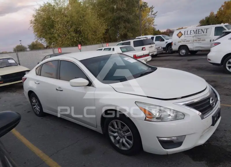 2013 Nissan ALTIMA фото