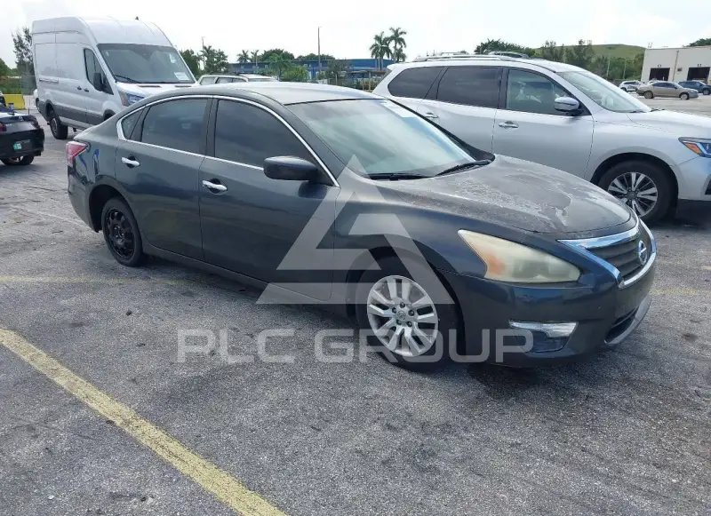 2013 Nissan ALTIMA photo