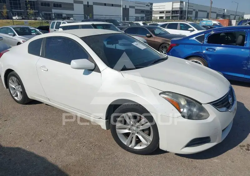 2013 Nissan ALTIMA фото