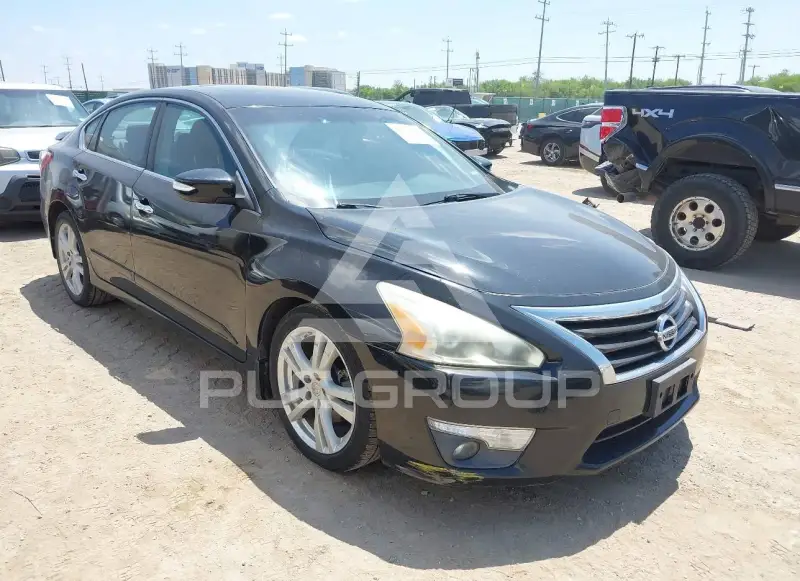 2013 Nissan ALTIMA фото
