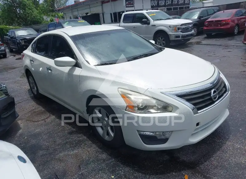 2013 Nissan ALTIMA фото