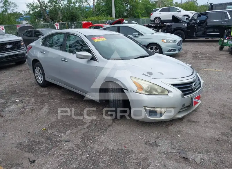 2013 Nissan ALTIMA фото