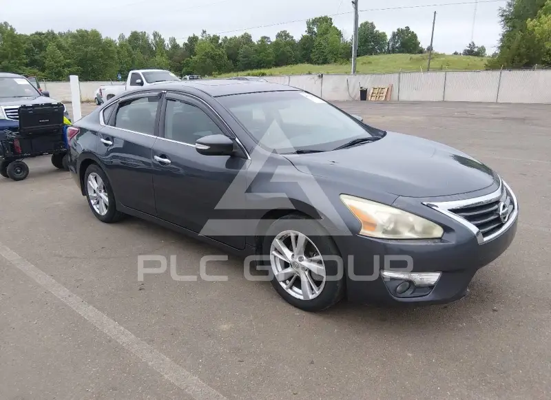 2013 Nissan ALTIMA photo
