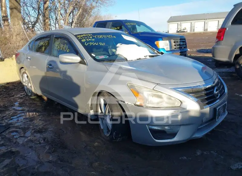 2013 Nissan ALTIMA photo