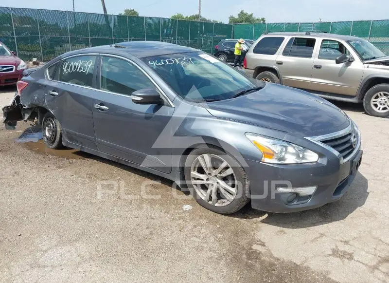 2013 Nissan ALTIMA photo