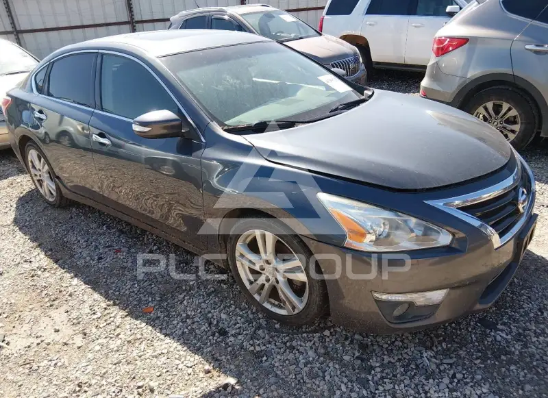 2013 Nissan ALTIMA фото