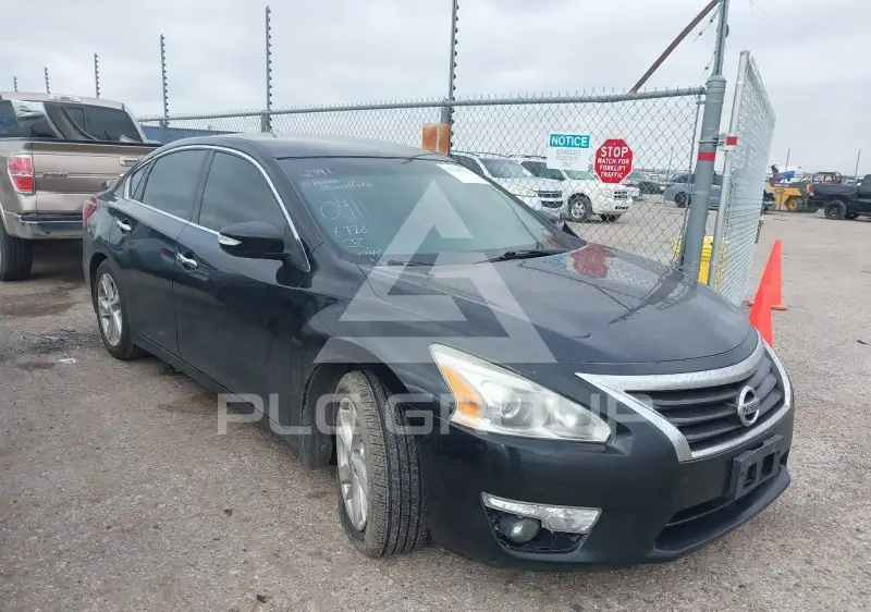2013 Nissan ALTIMA фото