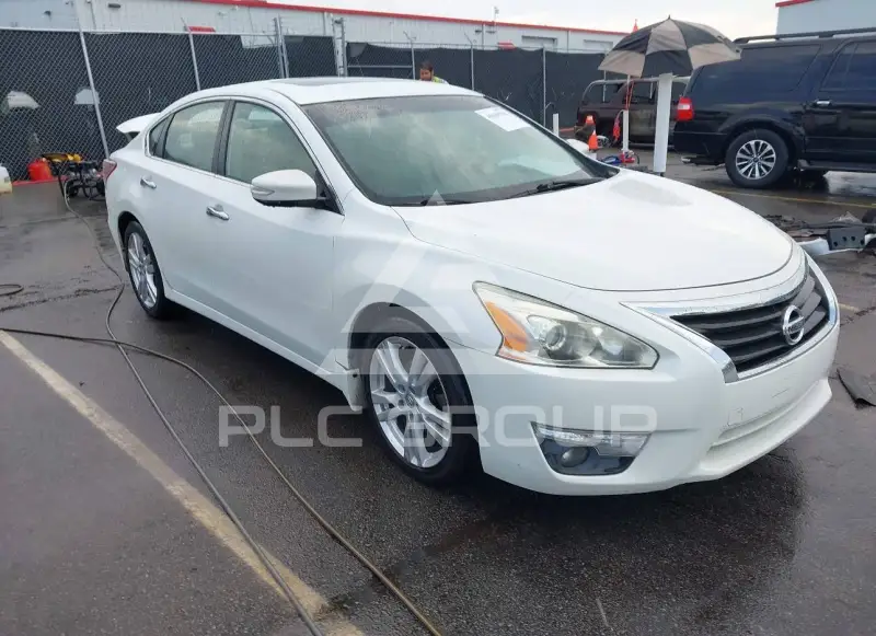 2013 Nissan ALTIMA фото