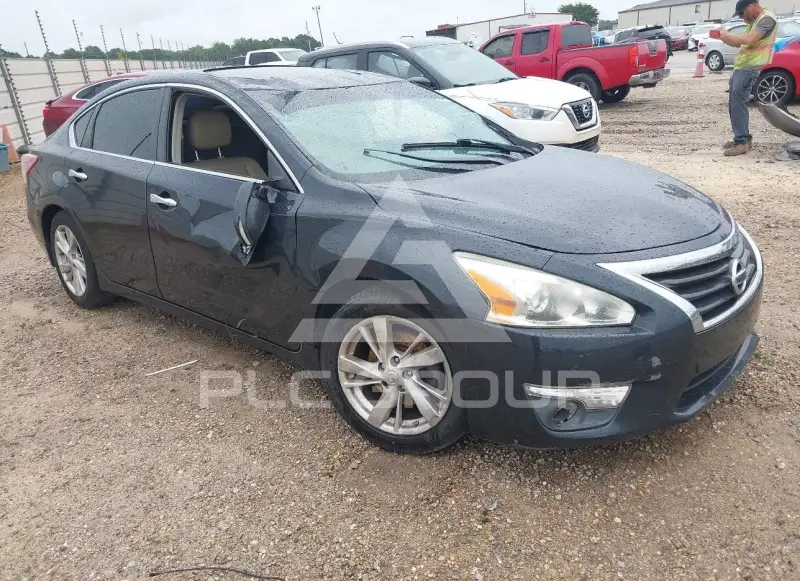 2013 Nissan ALTIMA фото
