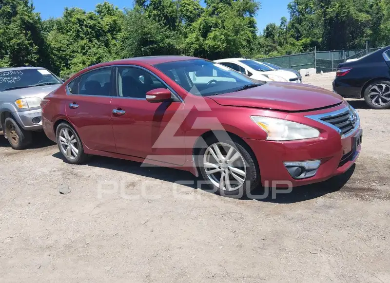 2013 Nissan ALTIMA фото