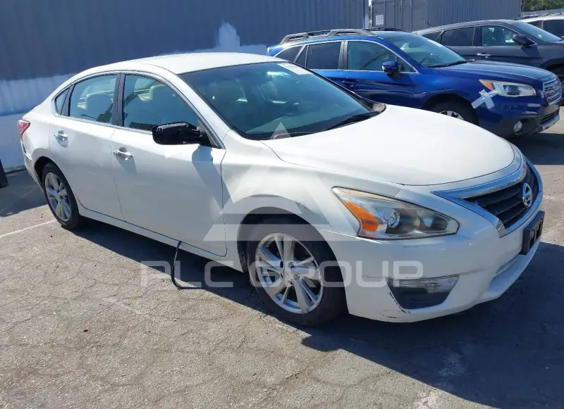 2013 Nissan ALTIMA фото