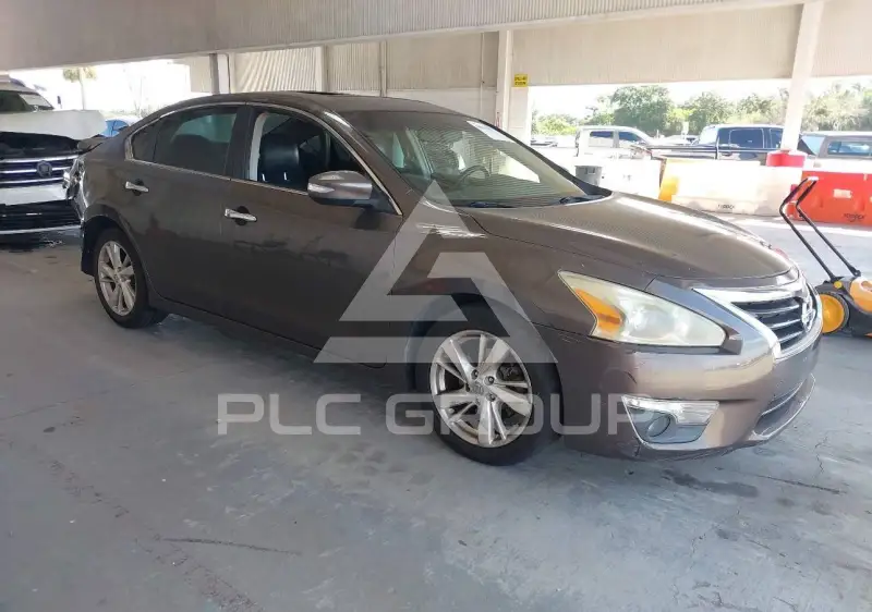 2013 Nissan ALTIMA фото