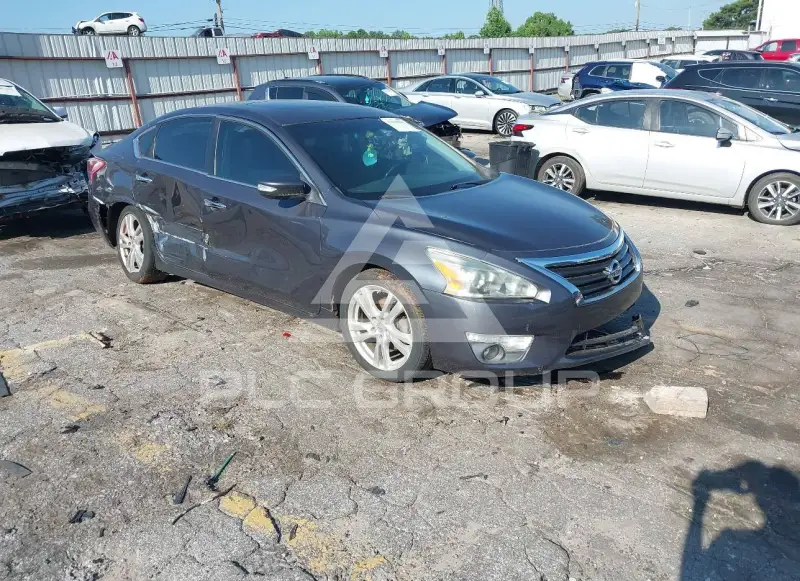 2013 Nissan ALTIMA фото