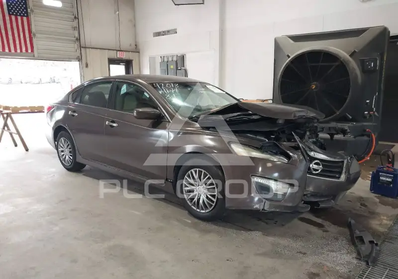 2013 Nissan ALTIMA фото