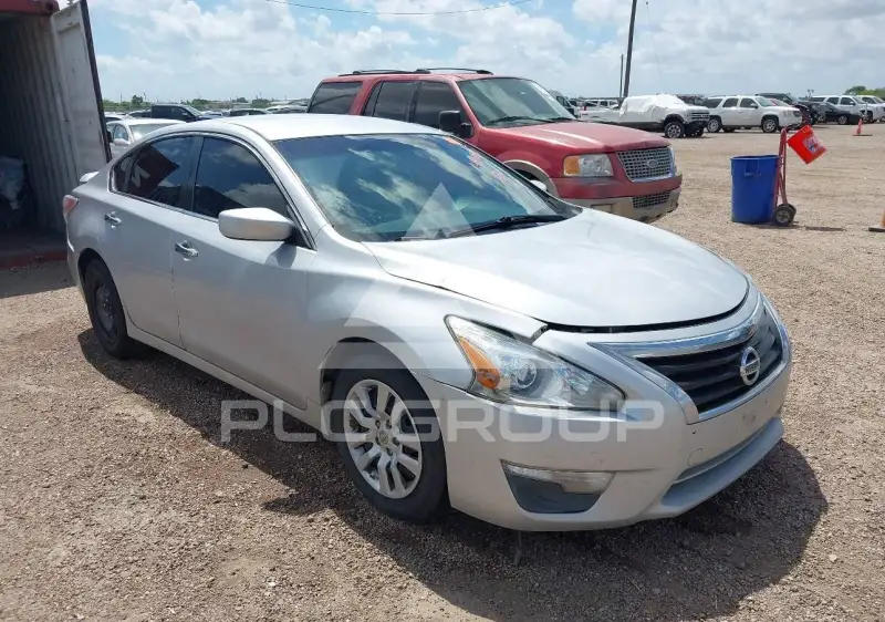2013 Nissan ALTIMA photo