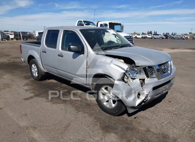 2013 Nissan FRONTIER photo