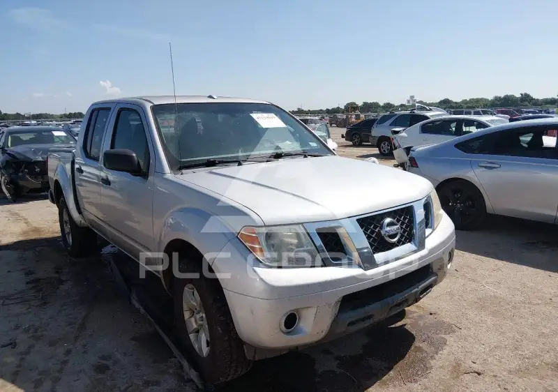 2013 Nissan FRONTIER фото