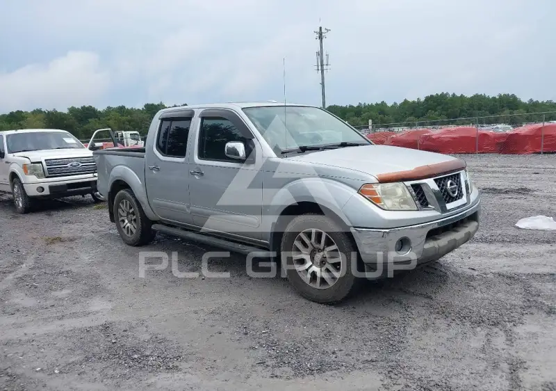 2013 Nissan FRONTIER фото