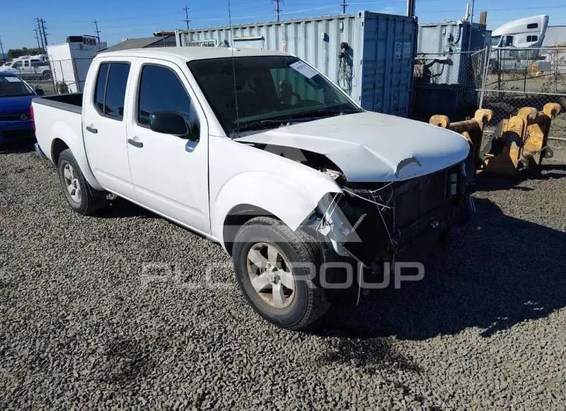 2013 Nissan FRONTIER photo