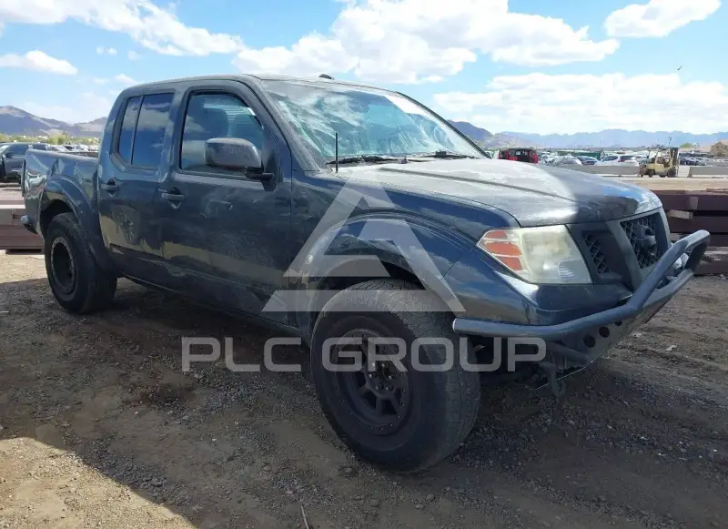 2013 Nissan FRONTIER photo