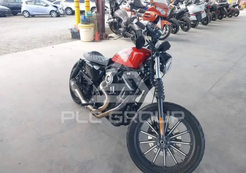 2013 Harley-Davidson XL883 фото