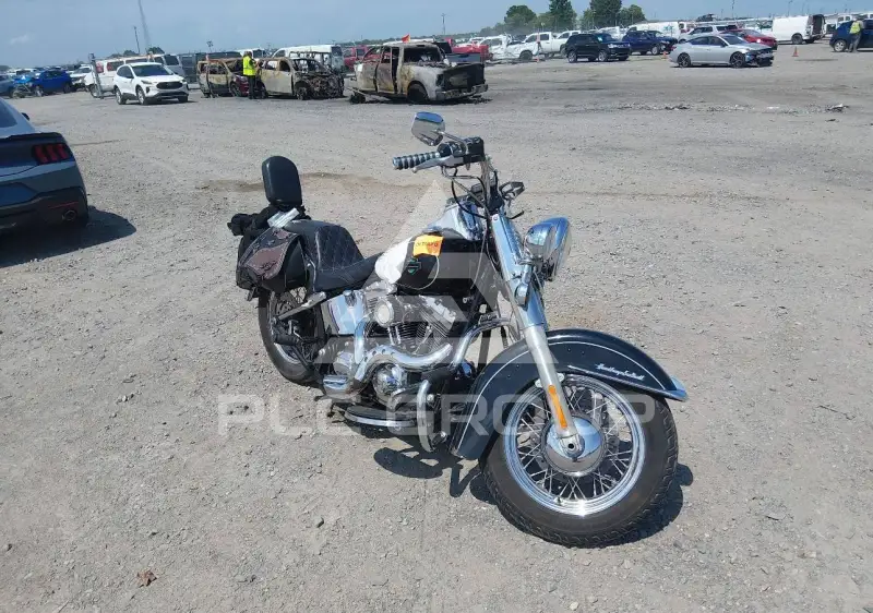 2013 Harley-Davidson FLSTC фото