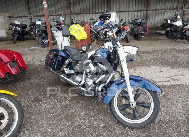2013 Harley-Davidson FLD photo