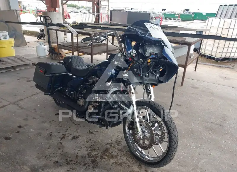 2013 Harley-Davidson FLTRX фото