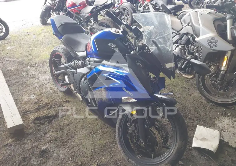 2013 Kawasaki EX650 фото