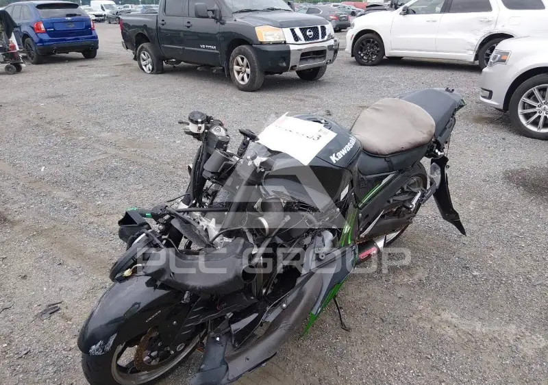 2013 Kawasaki ZX1400 фото