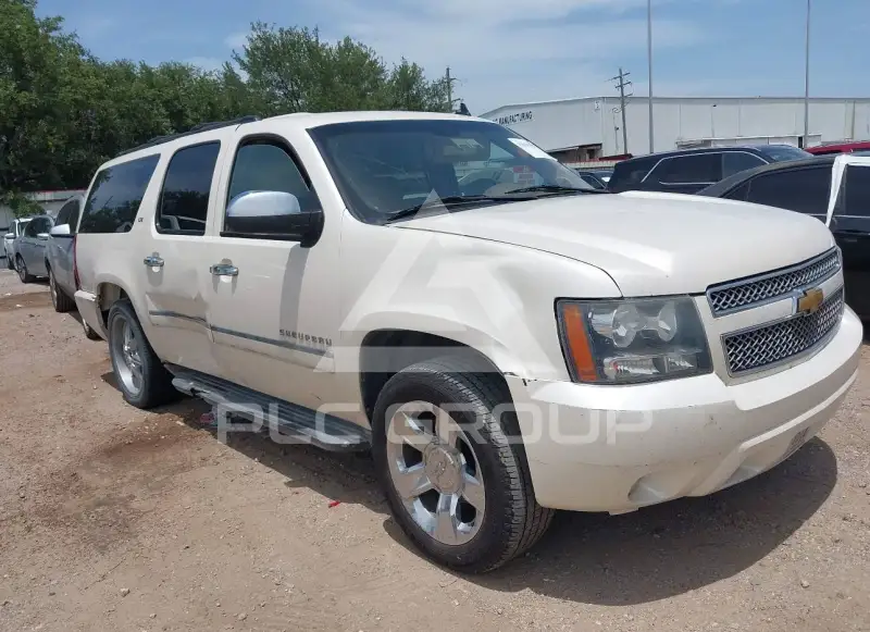 2013 Chevrolet Suburan photo