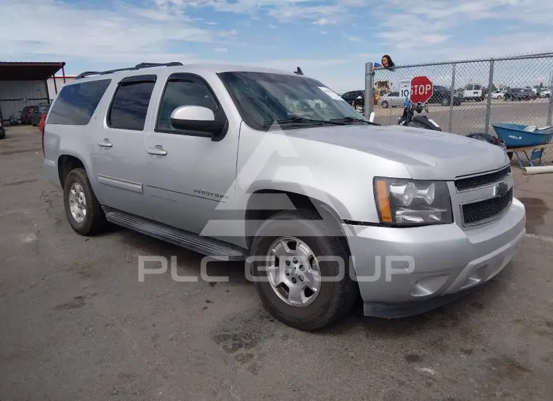 2013 Chevrolet Suburan фото