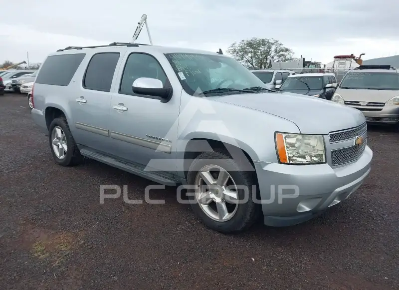2013 Chevrolet Suburan фото