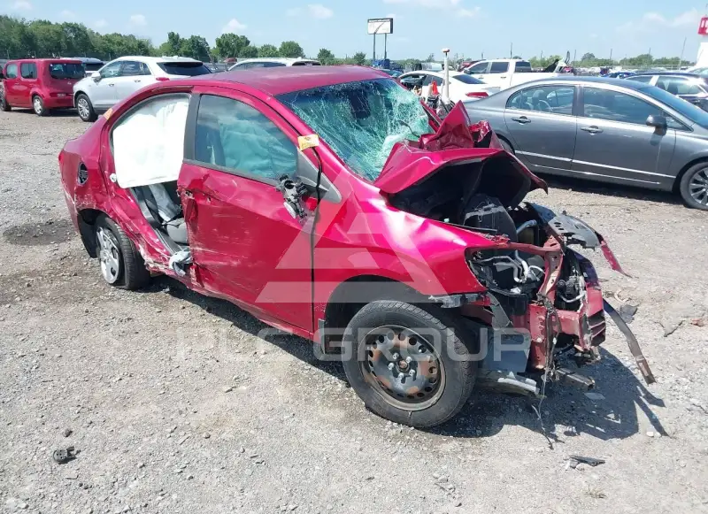2013 Chevrolet Sonic фото