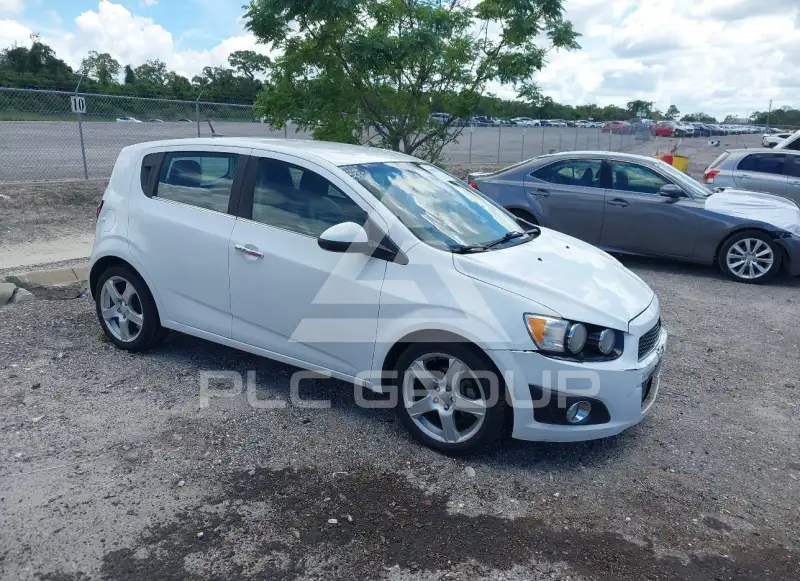 2013 Chevrolet Sonic фото