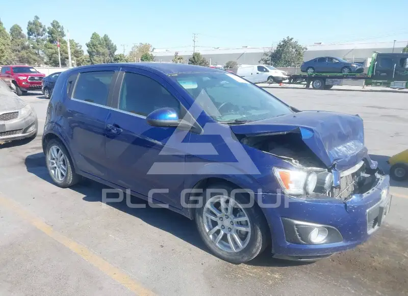 2013 Chevrolet Sonic фото