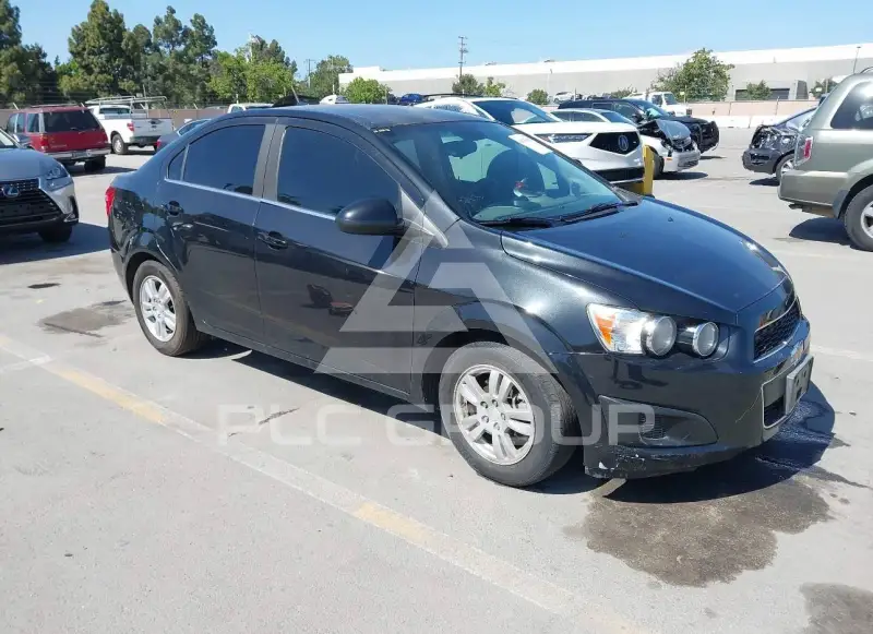 2013 Chevrolet Sonic фото