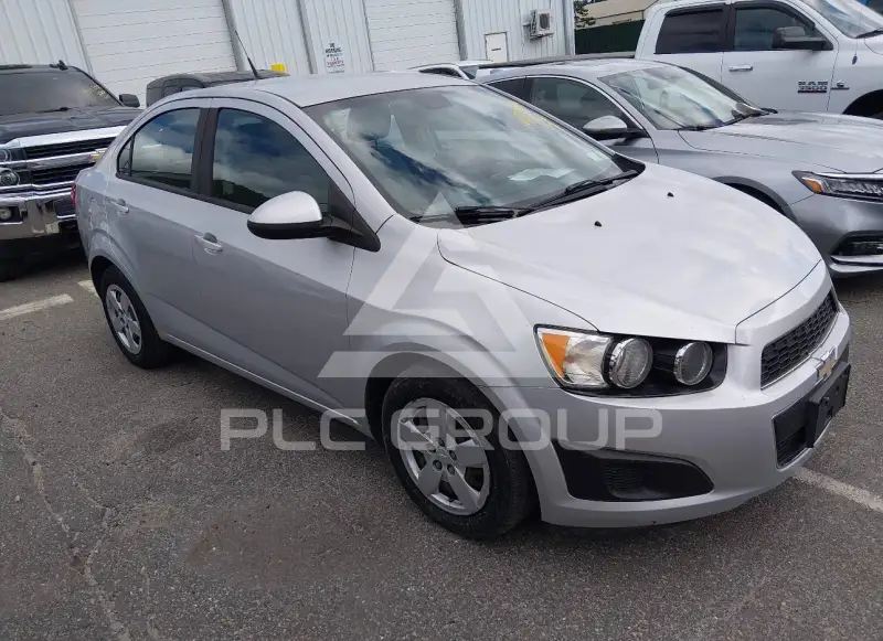 2013 Chevrolet Sonic photo