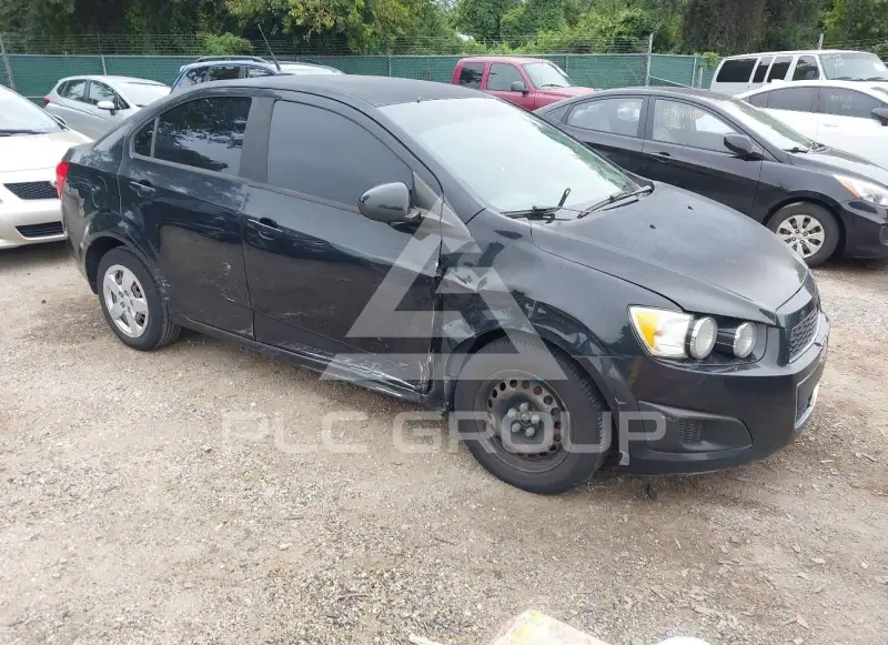 2013 Chevrolet Sonic фото
