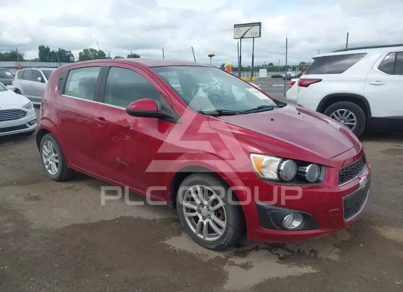 2013 Chevrolet Sonic фото