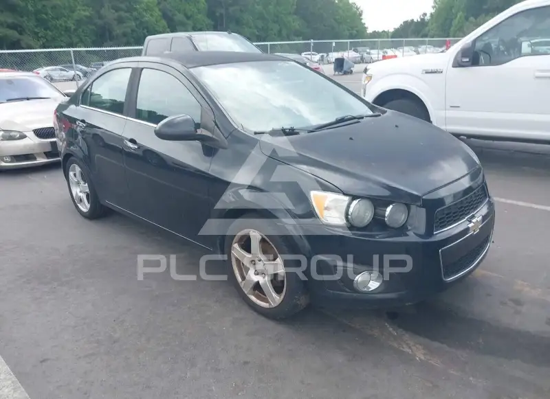 2013 Chevrolet Sonic photo