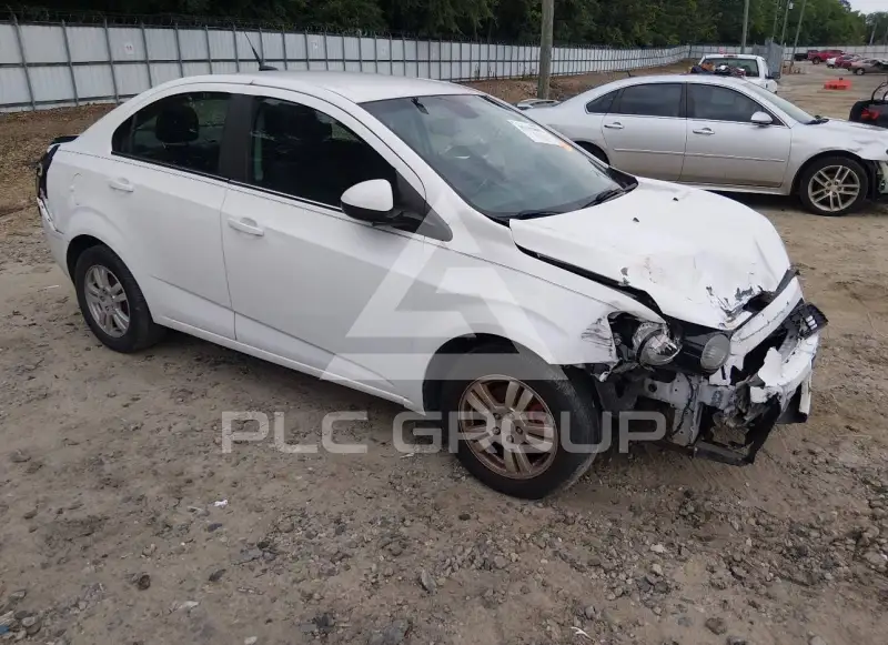 2013 Chevrolet Sonic фото