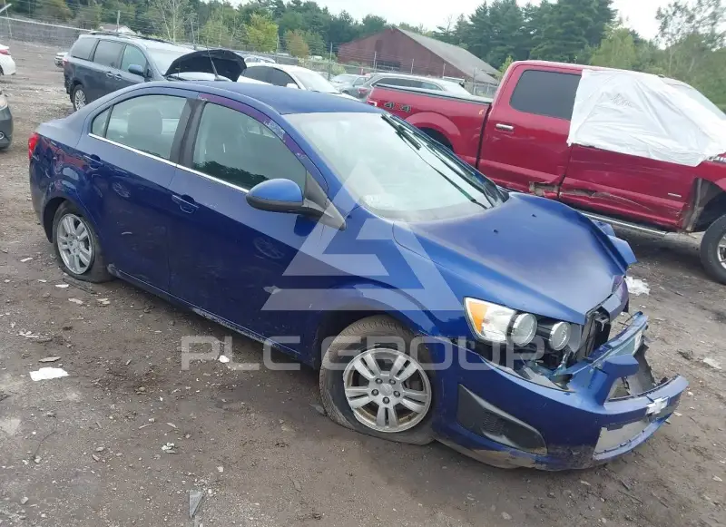 2013 Chevrolet Sonic photo