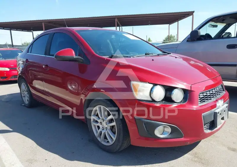 2013 Chevrolet Sonic photo