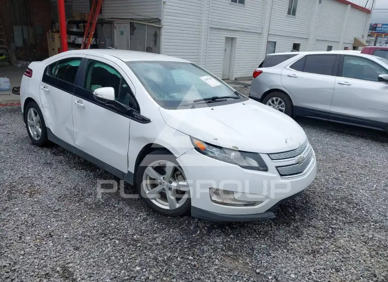 2013 Chevrolet Volt фото