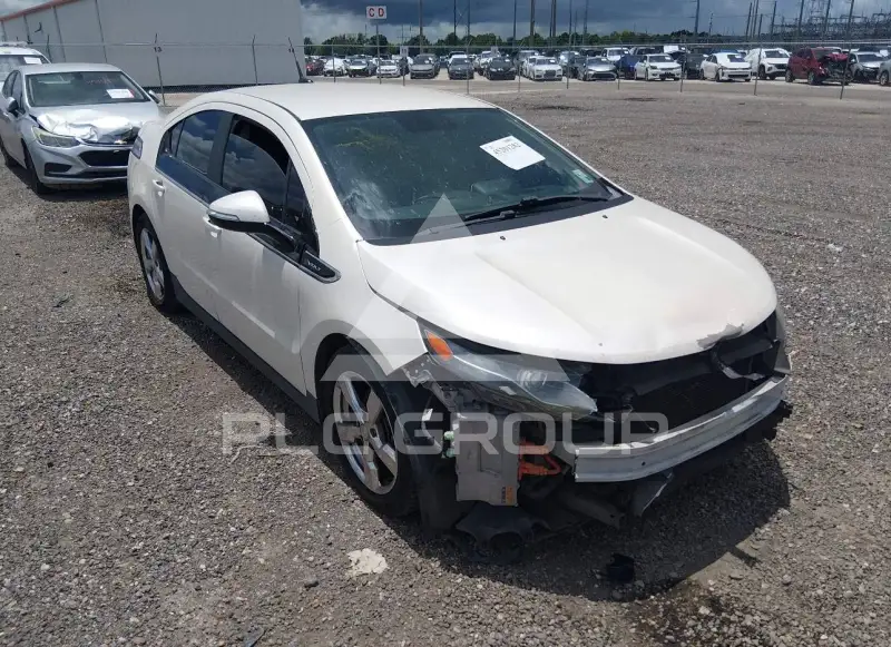 2013 Chevrolet Volt фото
