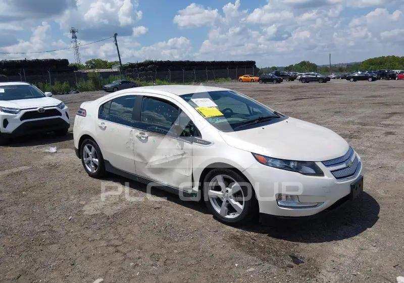2013 Chevrolet Volt фото