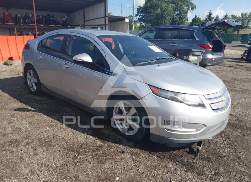 2013 Chevrolet Volt фото