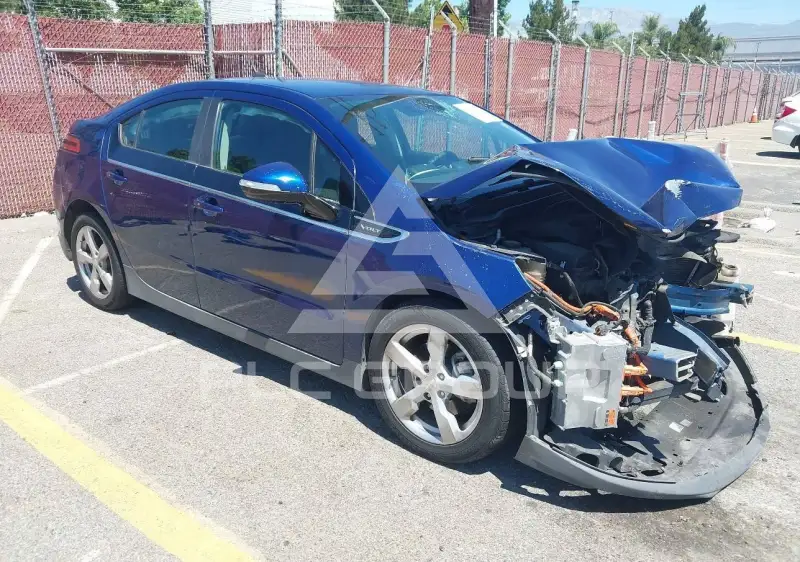 2013 Chevrolet Volt фото