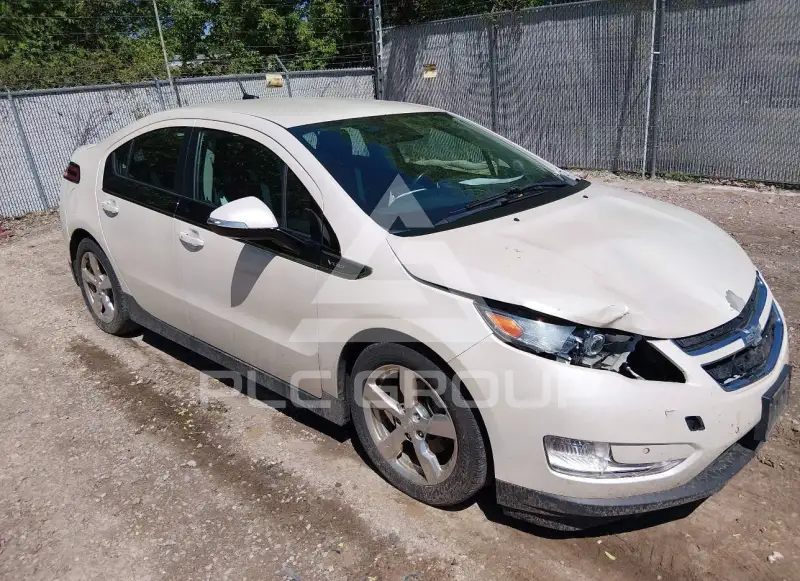 2013 Chevrolet Volt фото